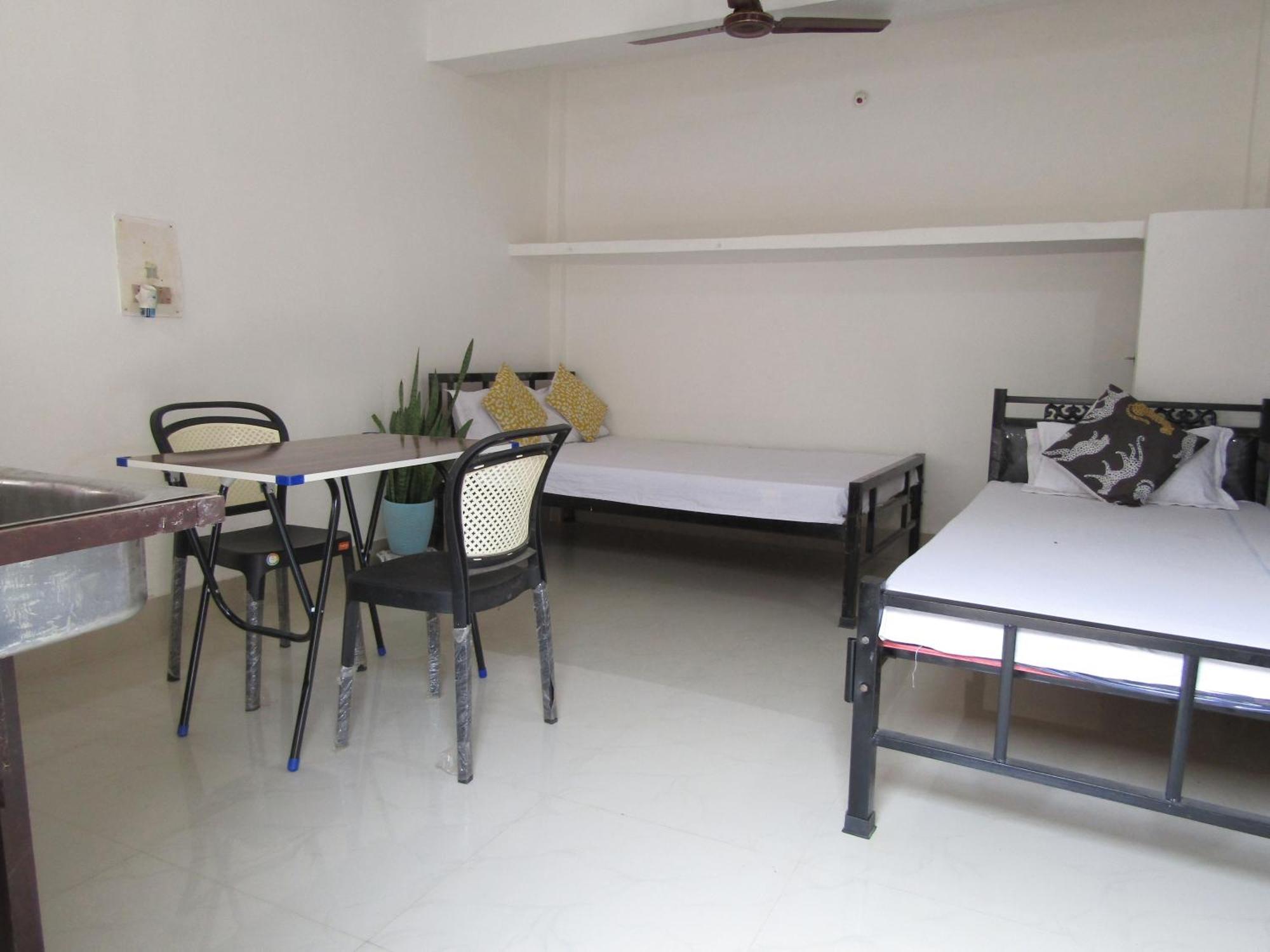 Cozy * Guwahati
