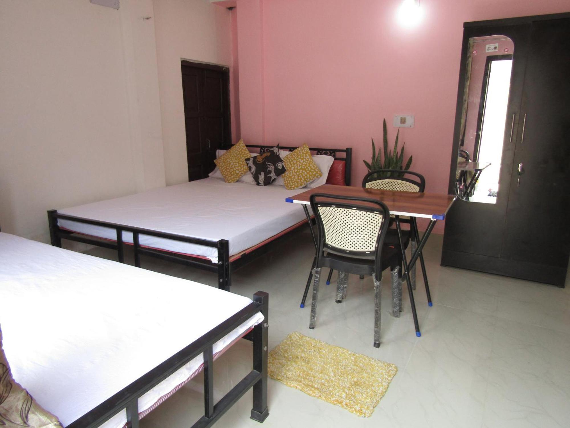 Cozy * Guwahati